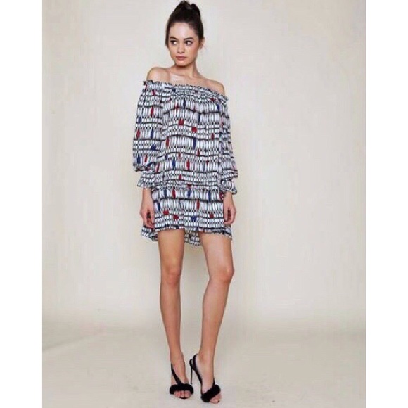 Stone Cold Fox Lily Kloss Print Off Shoulder Dress - Picture 1 of 8